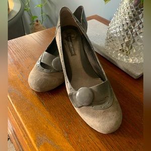 Bandolino Heels